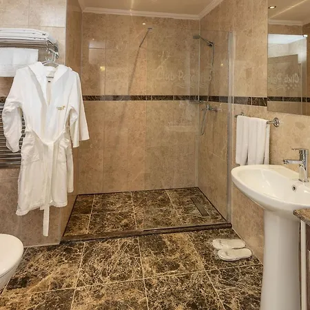 Club Paradiso & 5* Alanya