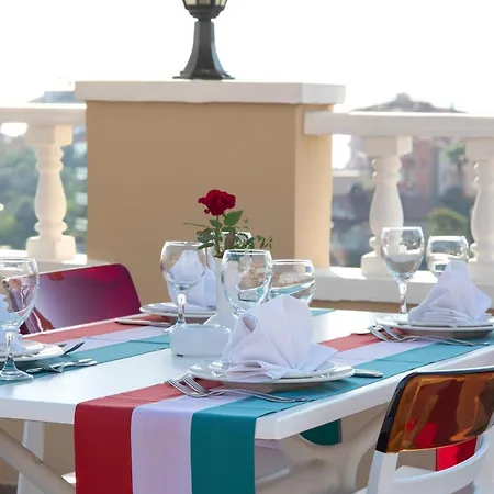 Hotell Club Paradiso & 5*
