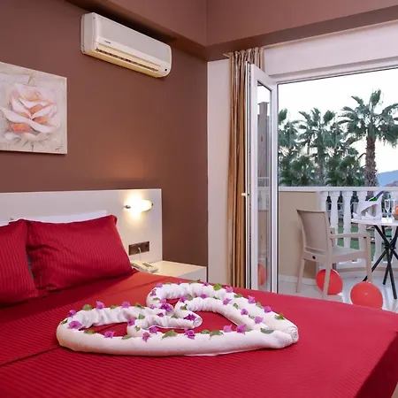 Club Paradiso & Hotell